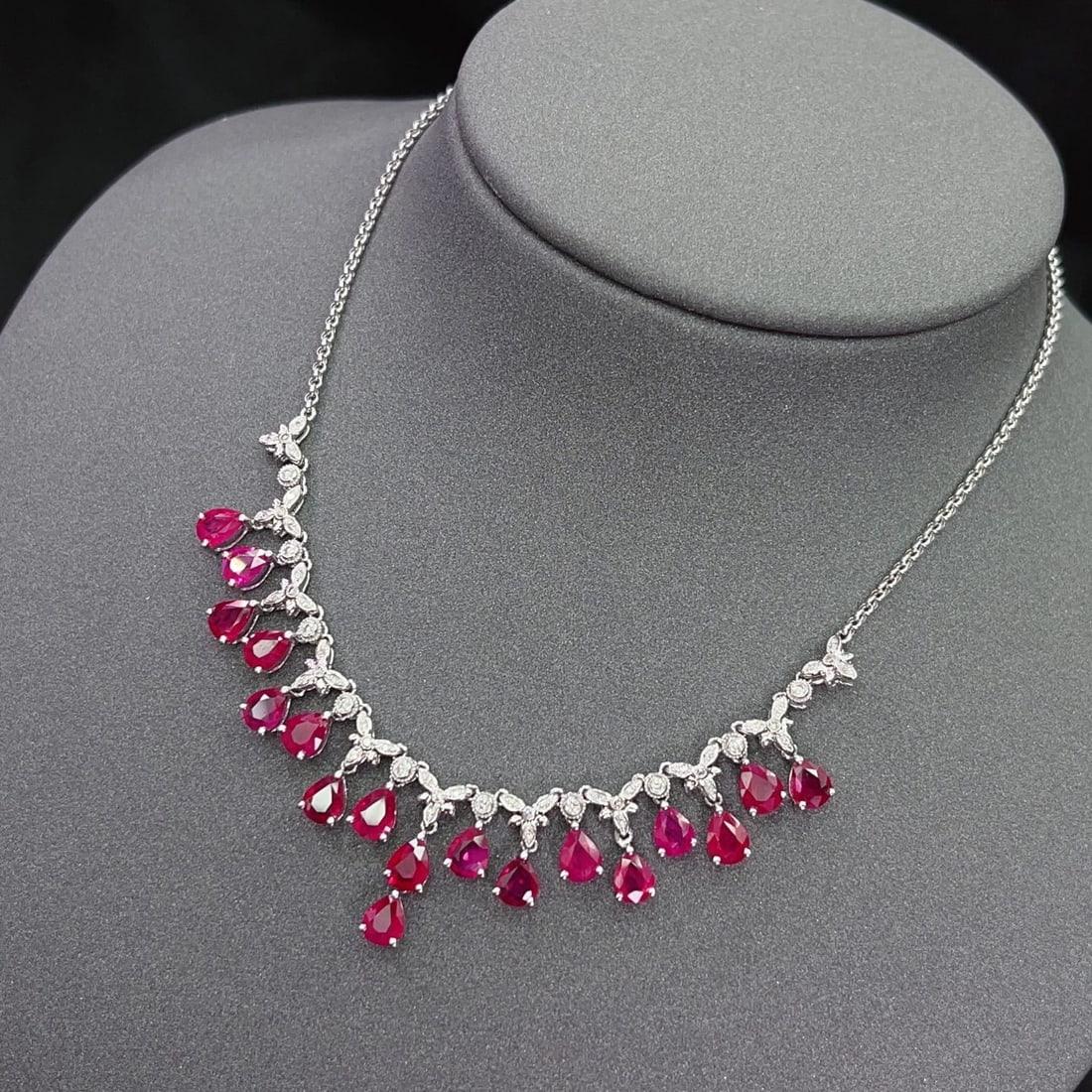 14k Gold 6.00 Ct Natural Ruby & Diamond Necklace - 3