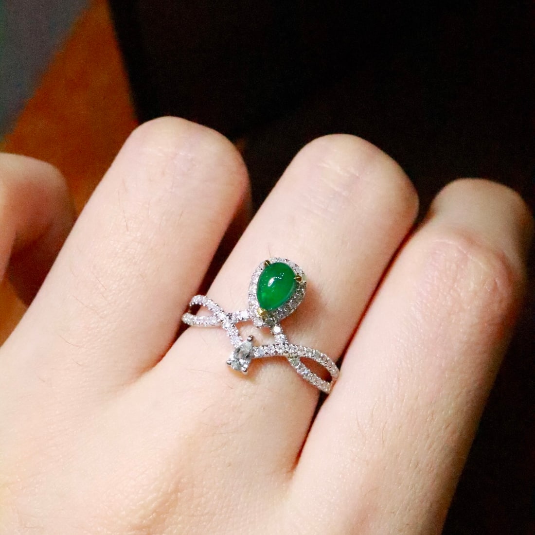 14k Gold 0.81 Ctw Natural Emerald & Diamond Ring - 5