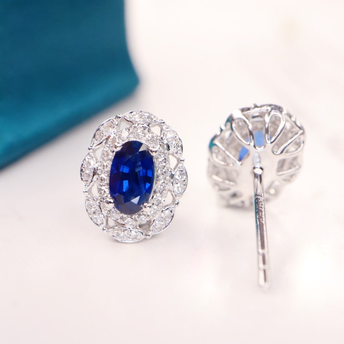 14k Gold 0.80 Ctw Natural Sapphire & Diamond Earrings - 4