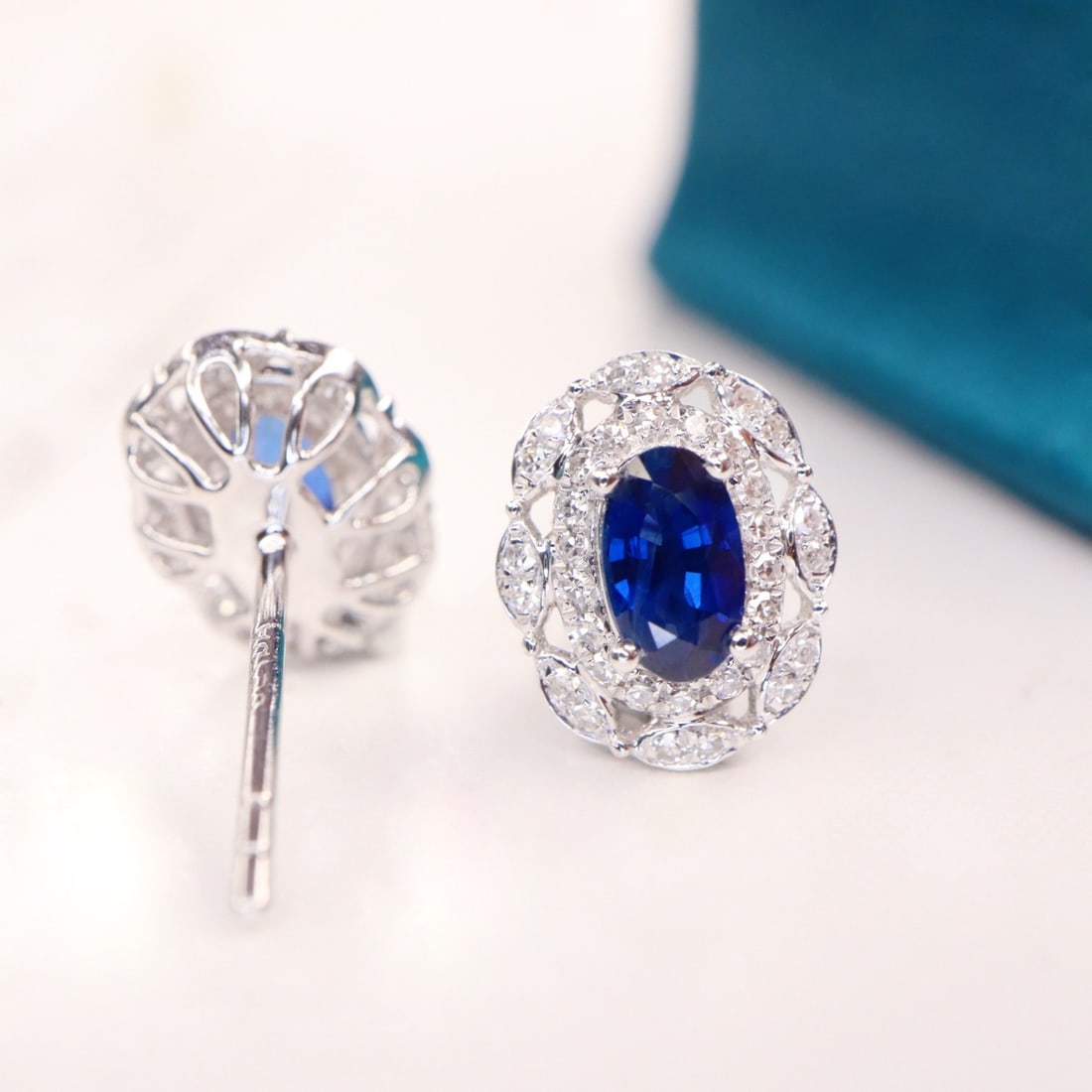 14k Gold 0.80 Ctw Natural Sapphire & Diamond Earrings - 5