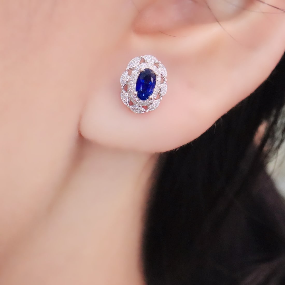 14k Gold 0.80 Ctw Natural Sapphire & Diamond Earrings - 6