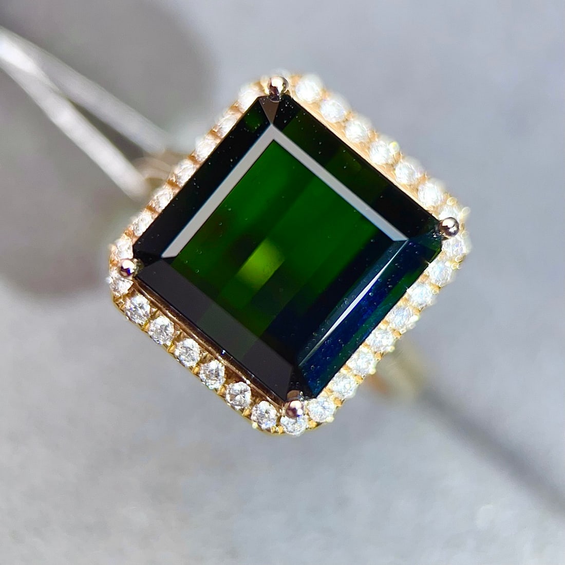 14k Gold 9.36 Ctw Natural Tourmaline & Diamond Ring - 2