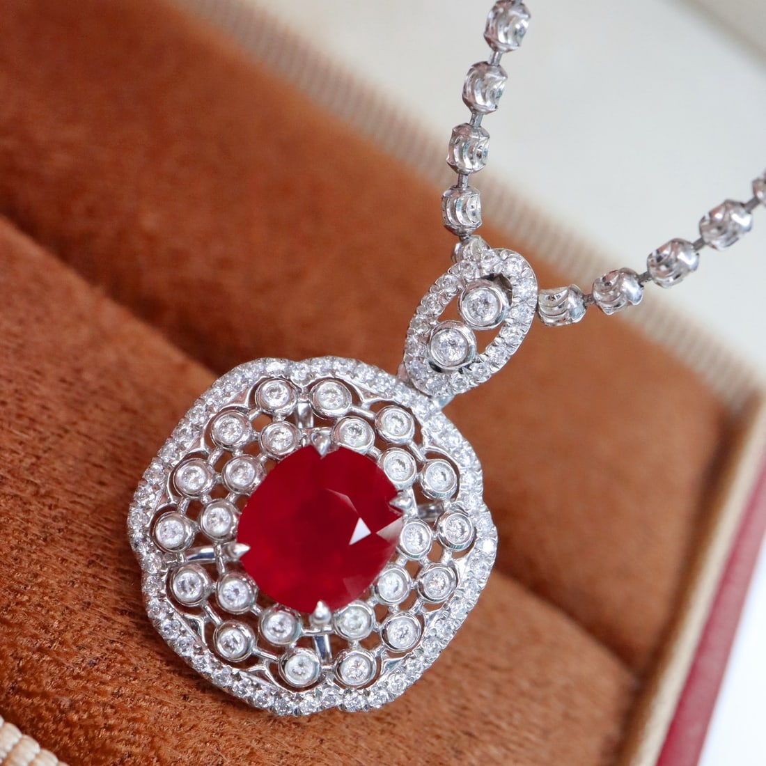 14k Gold 1.55 Ctw Vivid Red Natural Ruby & Diamond Pendant( Without Chain ): Ref:231144332 // gold content:14k gold // main gemstone:ruby // shape:oval // carat weight:1. 23ct // color:vivid red // treatment:natural // // adjacent gemstone 2 : diamond // shape:round // carat w