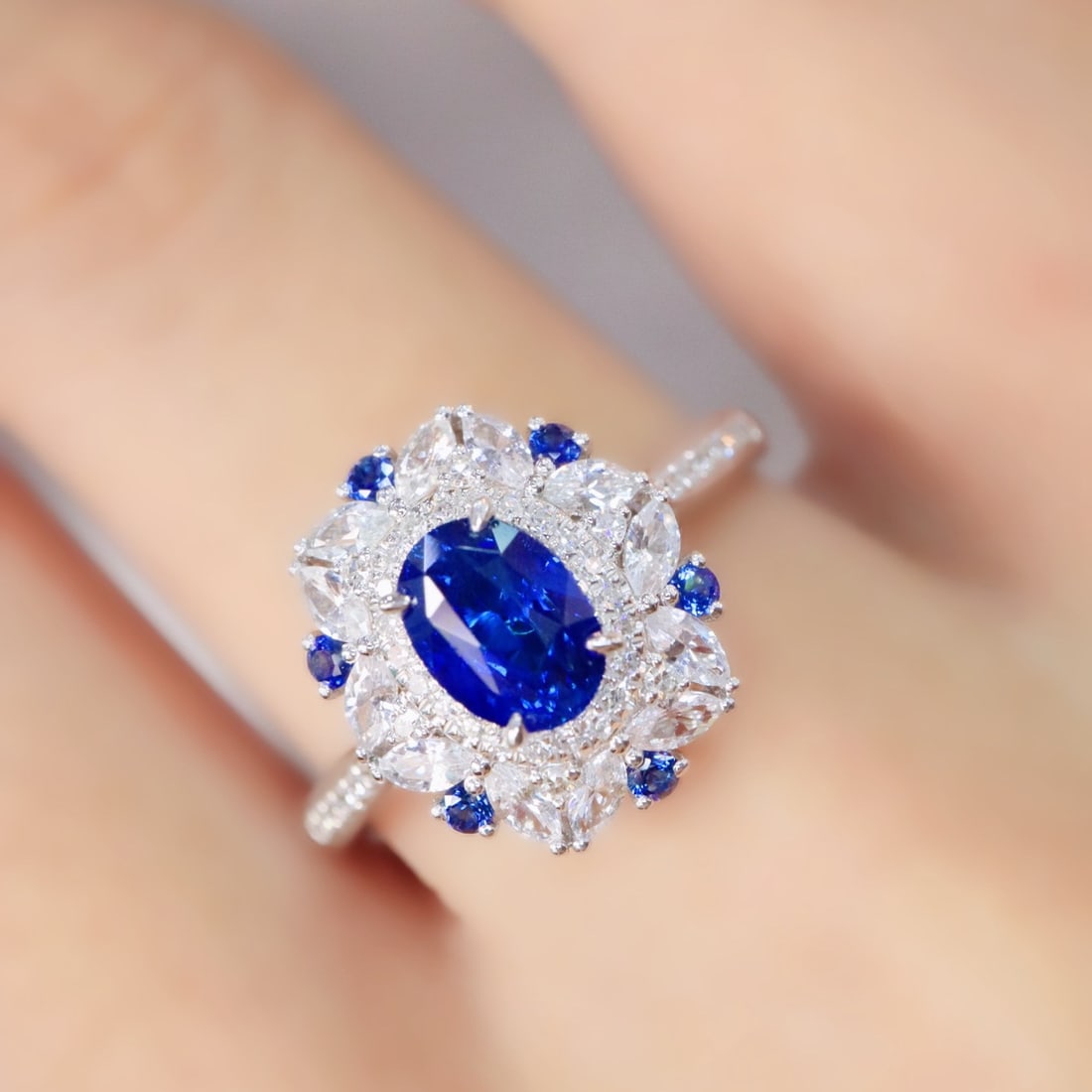 14k Gold 1.25 Ctw Natural Sapphire & Diamond Ring - 5