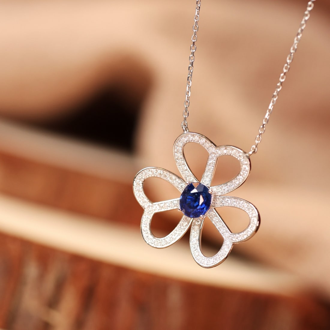 14k Gold 0.84 Ctw Natural Sapphire & Diamond Necklace - 2