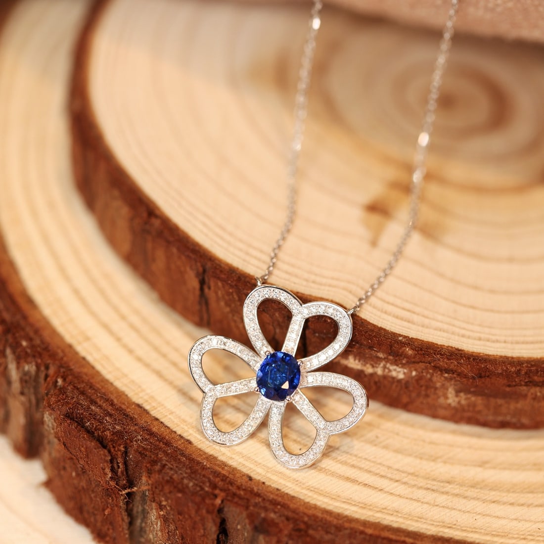 14k Gold 0.84 Ctw Natural Sapphire & Diamond Necklace - 3