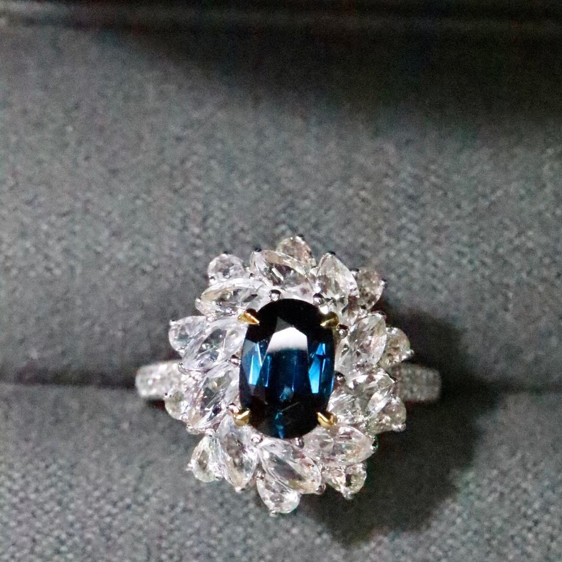 14k Gold 1.47 Ctw Natural Sapphire & Diamond Ring: Ref:231144351 // gold content:14k gold // ring size:7. 25us // // main gemstone:sapphire // shape:oval // carat weight:1. 38ct // color:blue // treatment:natural // // adjacent gemstone 2 :