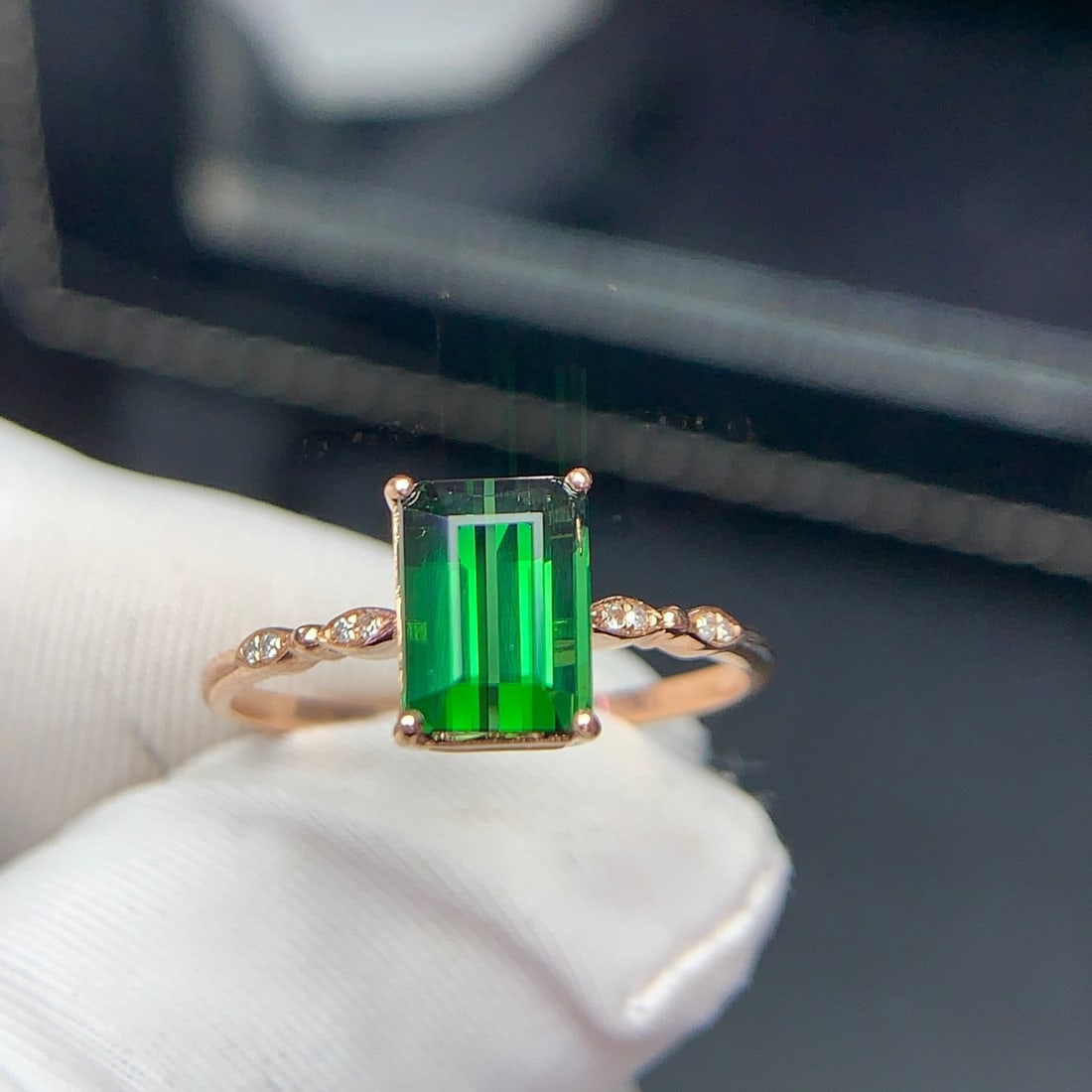 14k Gold 1.9 Ct Natural Tourmaline & Diamond Ring - 6