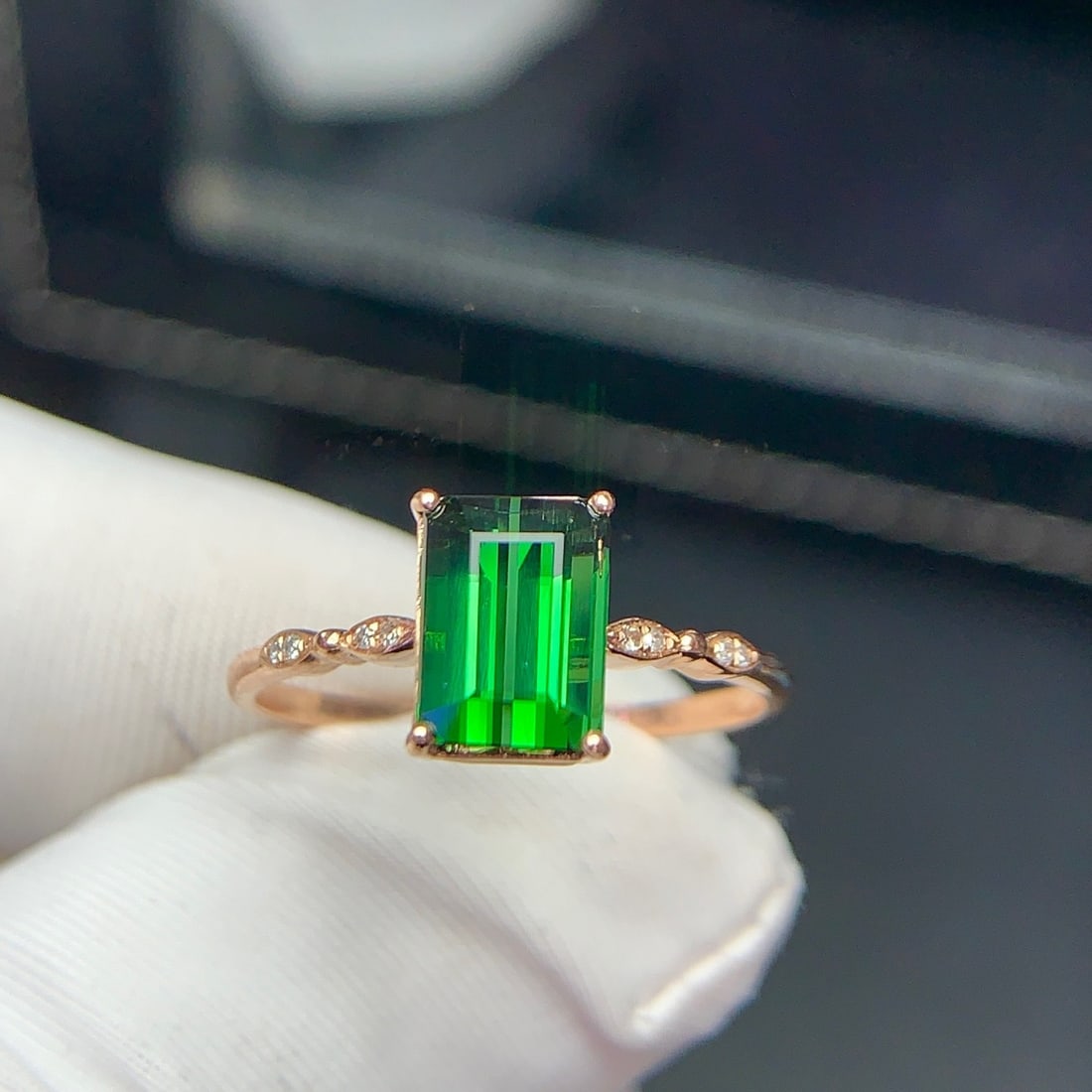 14k Gold 1.9 Ct Natural Tourmaline & Diamond Ring - 8