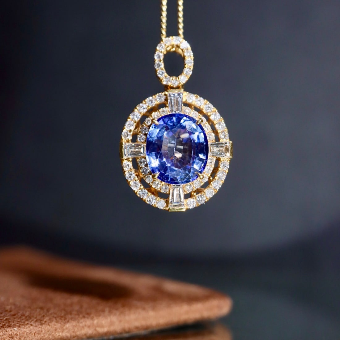 14k Gold 3.18 Ctw Natural Sapphire & Diamond Pendant( Without Chain ): Ref:231144372 // gold content:14k gold // main gemstone:sapphire // shape:oval // carat weight:2. 60ct // color:blue // treatment:natural // // adjacent gemstone 2 : diamond // shape:multiple // carat