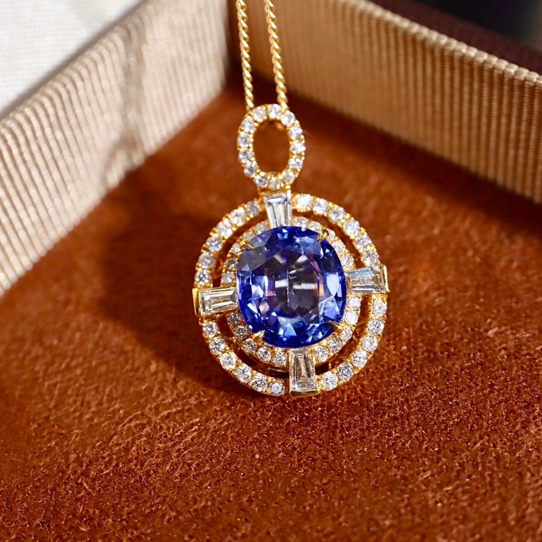 14k Gold 3.18 Ctw Natural Sapphire & Diamond Pendant( Without Chain ) - 4