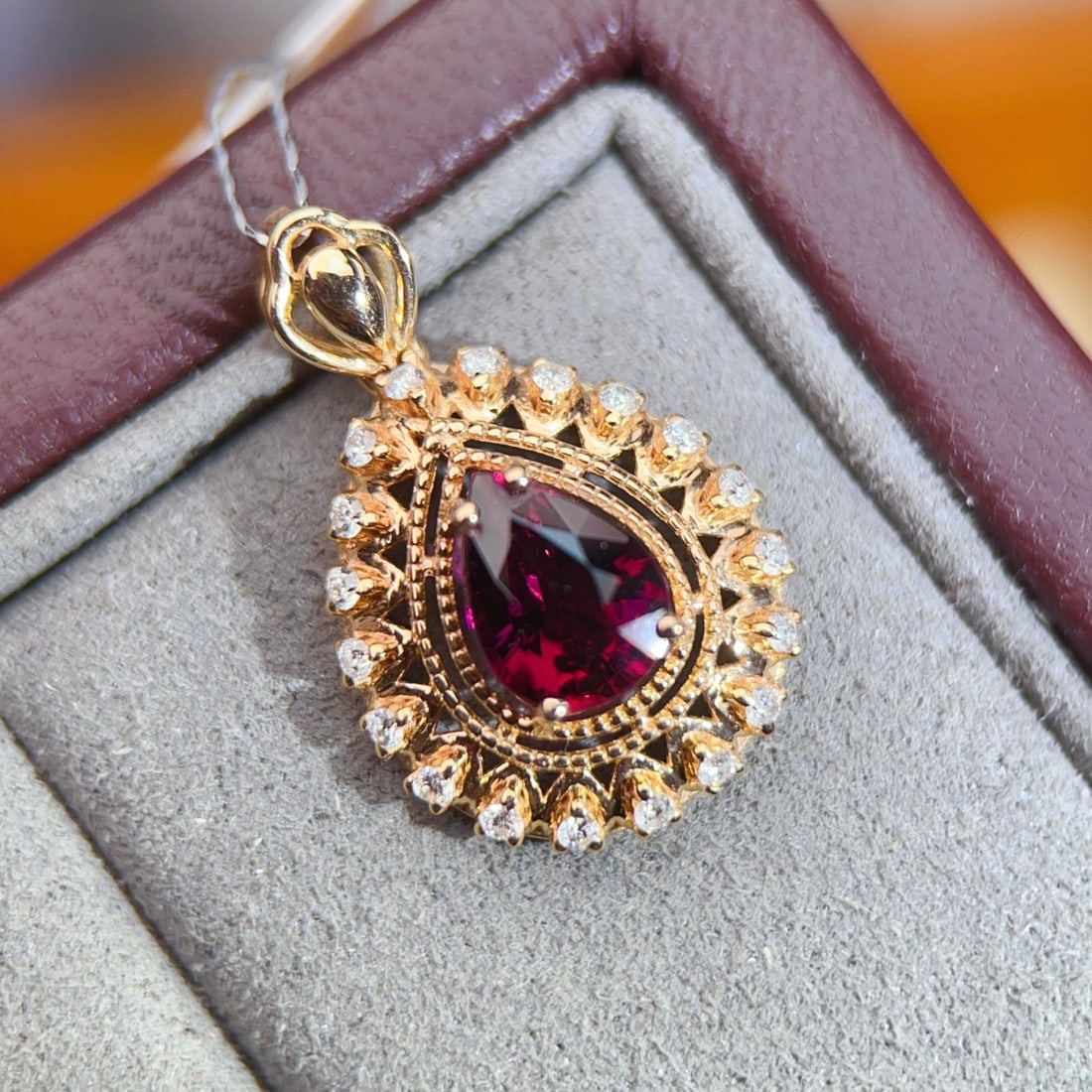 14k Gold 1.39 Ctw Natural Tourmaline & Diamond Pendant( Without Chain ): Ref:231144382 // gold content:14k gold // main gemstone:tourmaline // shape:pear // carat weight:1. 2ct // color:red // treatment:natural // // adjacent gemstone 2 : diamond // number of stones:19