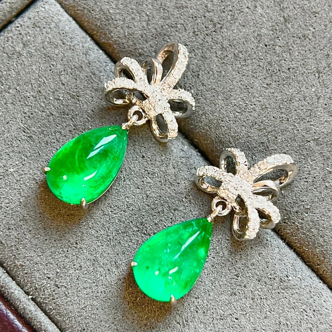 14k Gold 4.8 Ctw Natural Emerald & Diamond Earrings - 6