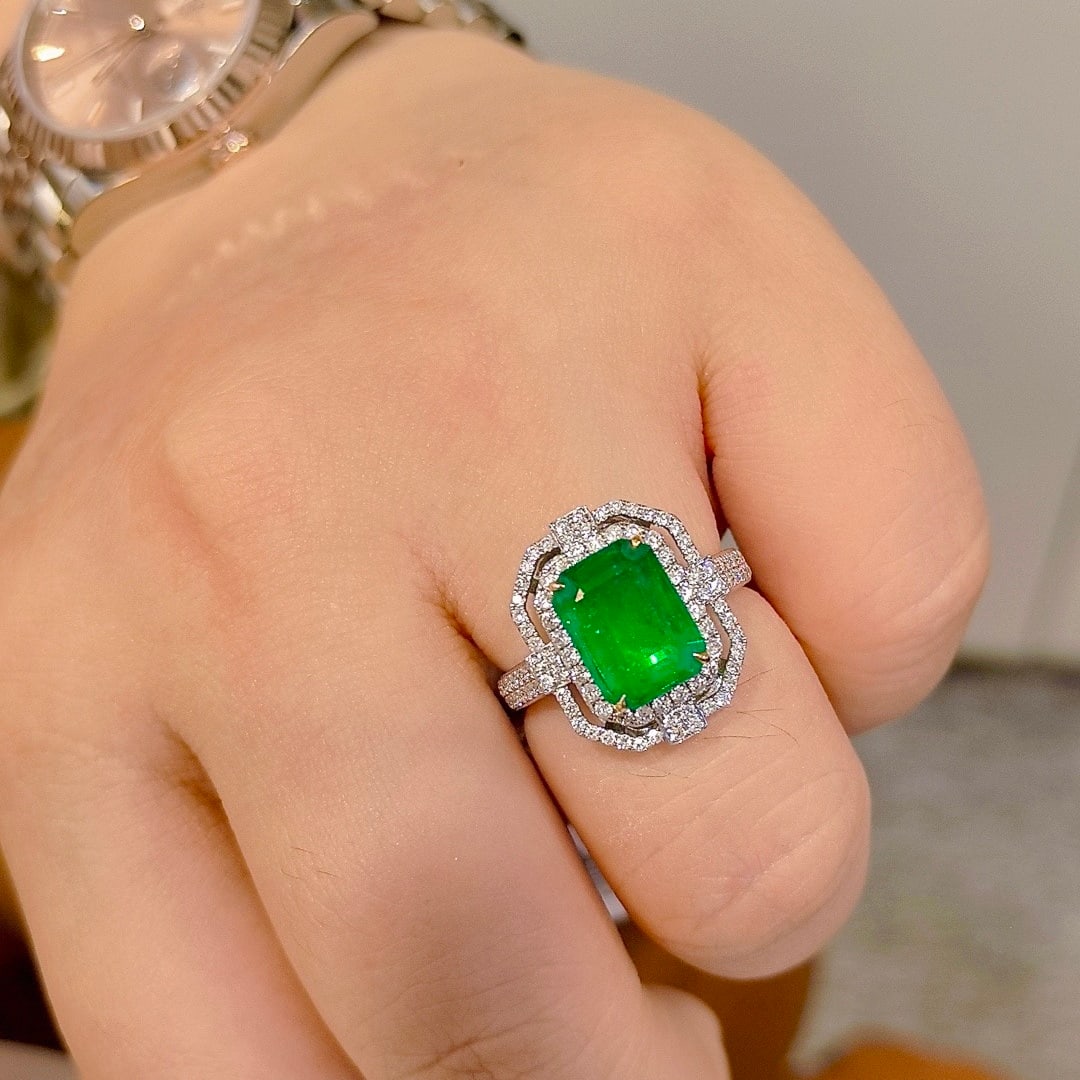 14k Gold 3.81 Ctw Natural Emerald & Diamond Ring - 7