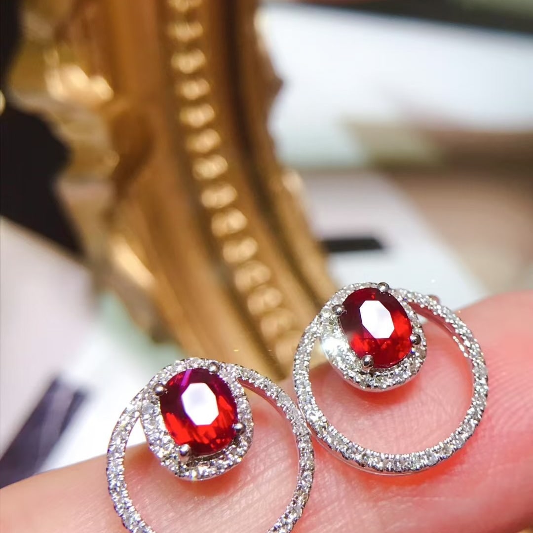 14k Gold 1.70 Ctw Natural Ruby & Diamond Earrings: Ref:231144425 // gold content:14k gold // main gemstone:ruby // shape:oval // carat weight:1. 35ct // color:red // treatment:natural // // adjacent gemstone 2 : diamond // shape:round // carat weight: