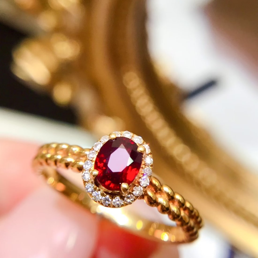 14k Gold 0.6 Ct Natural Ruby & Diamond Ring: Ref:231144428 // gold content:14k gold // ring size:7. 25us // // main gemstone:ruby // shape:oval // carat weight:0. 6ct // color:red // treatment:natural // // adjacent gemstone 2 : diamond //