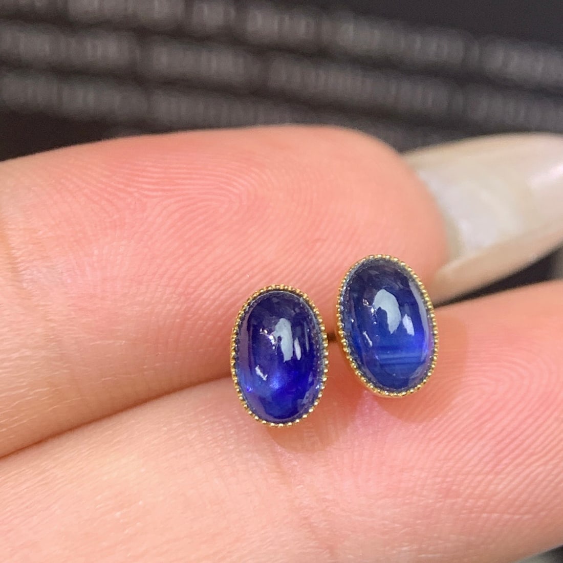 14k Gold 1.70 Ct Natural Sapphire Earrings - 2