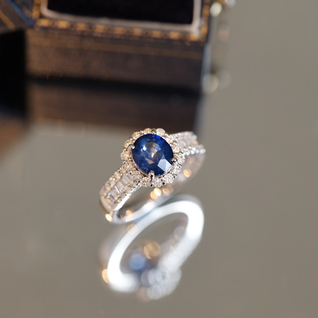 14k Gold 2.52 Ctw Natural Sapphire & Diamond Ring - 4