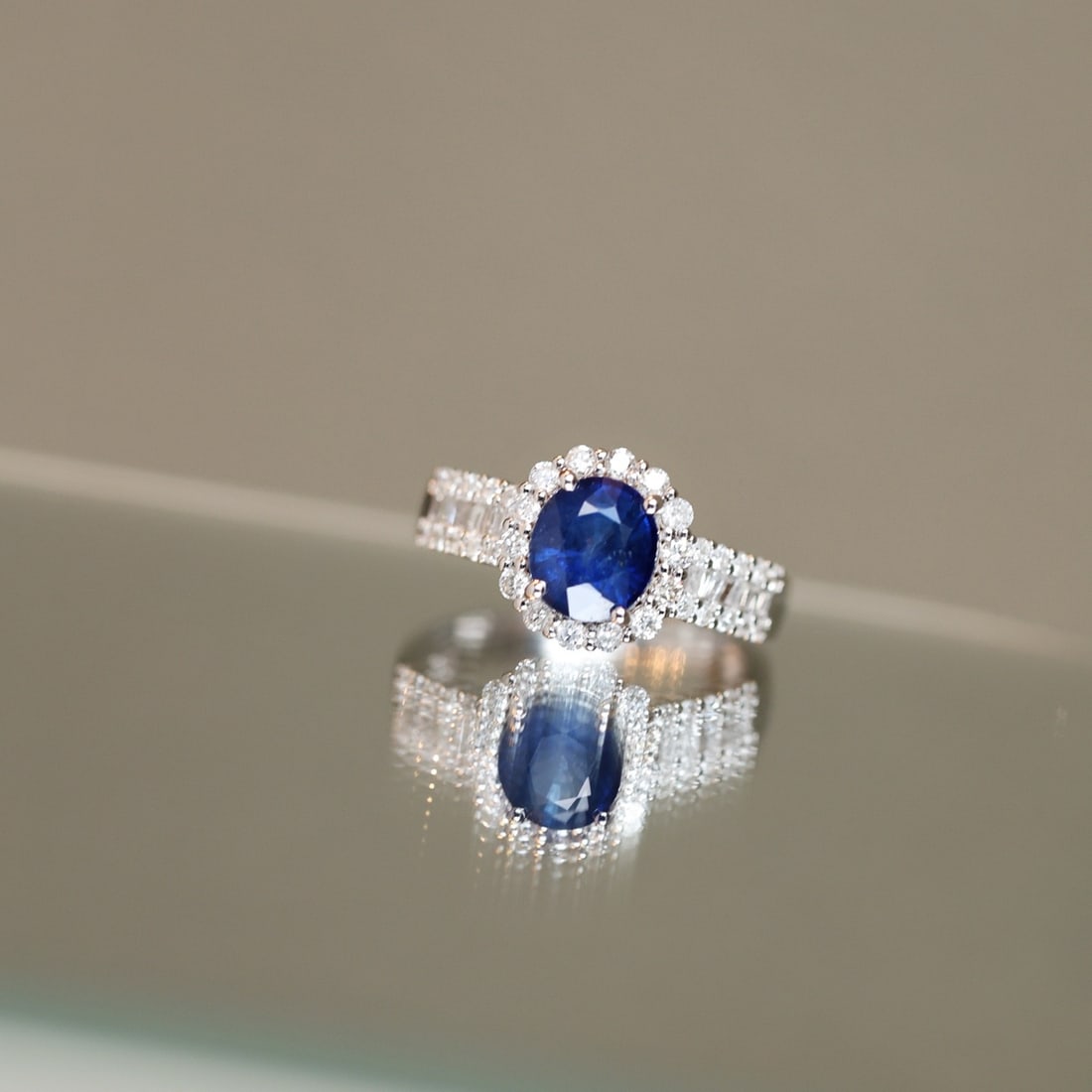 14k Gold 2.52 Ctw Natural Sapphire & Diamond Ring - 5