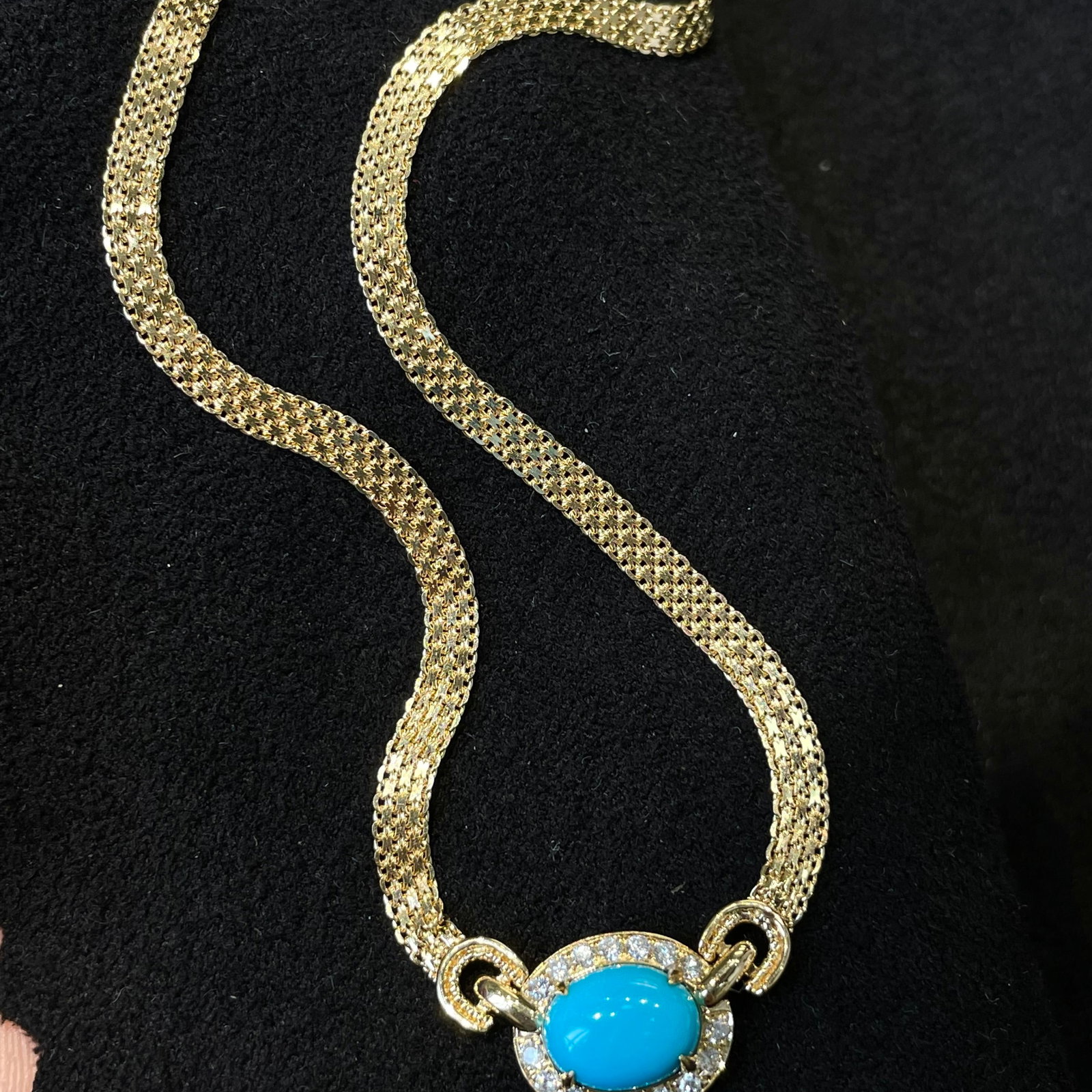 14k Gold 1.97 Ct Natural Blue Turquoise & Diamond Necklace - 2