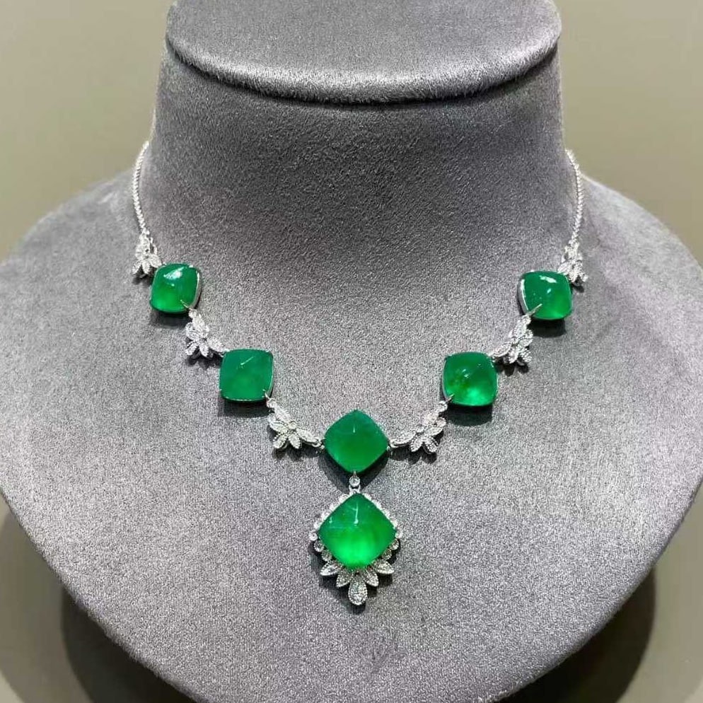 14k Gold 18.2 Ct Natural Emerald & Diamond Necklace - 4