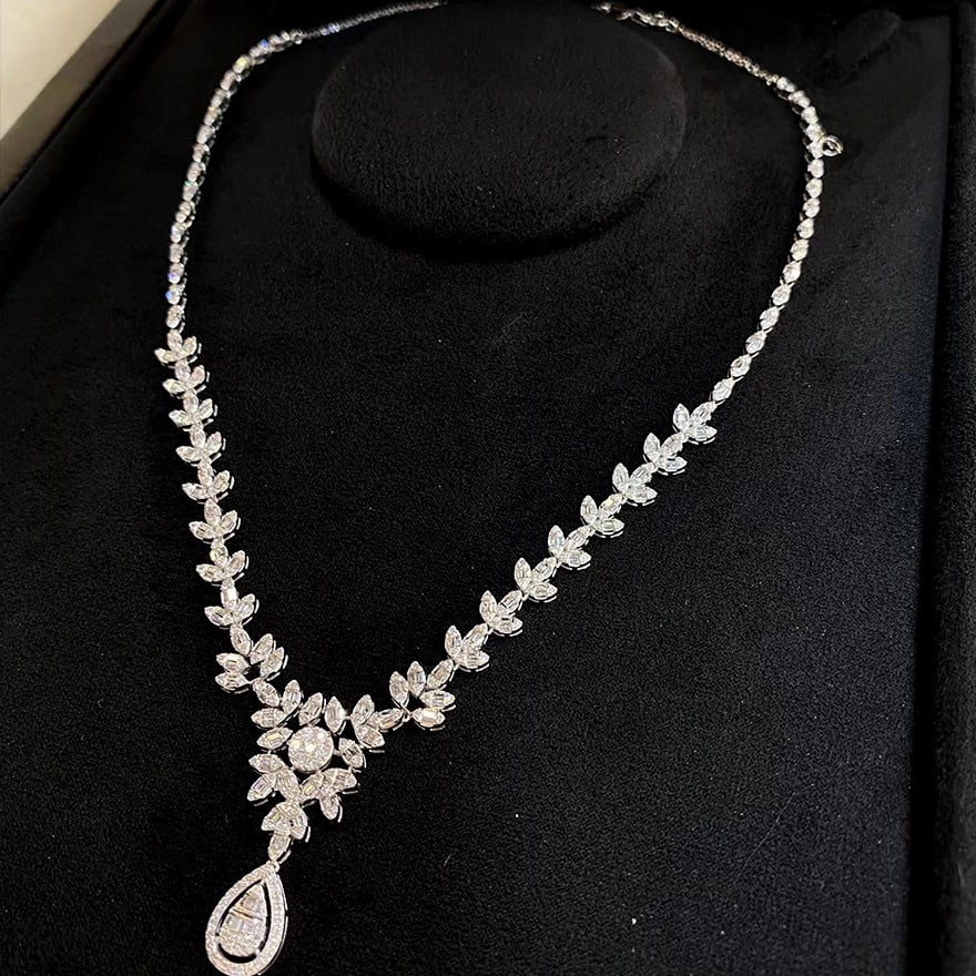 14k Gold 3.8 Ct Natural H Diamond Necklace - 9