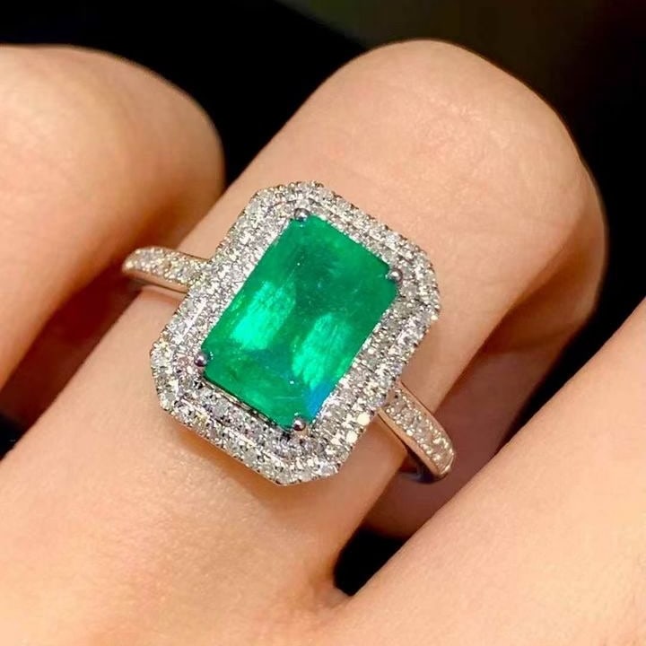 14k Gold 2.3 Ct Natural Emerald & Diamond Ring - 5