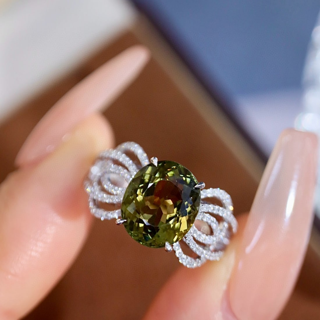 14k Gold 3.36 Ctw Natural Tourmaline & Diamond Ring: Ref:231135059 // gold content:14k gold // ring size:7. 25us // // main gemstone:tourmaline // shape:oval // carat weight:3. 07ct // color:green // treatment:natural // // adjacent gemstone 2 :