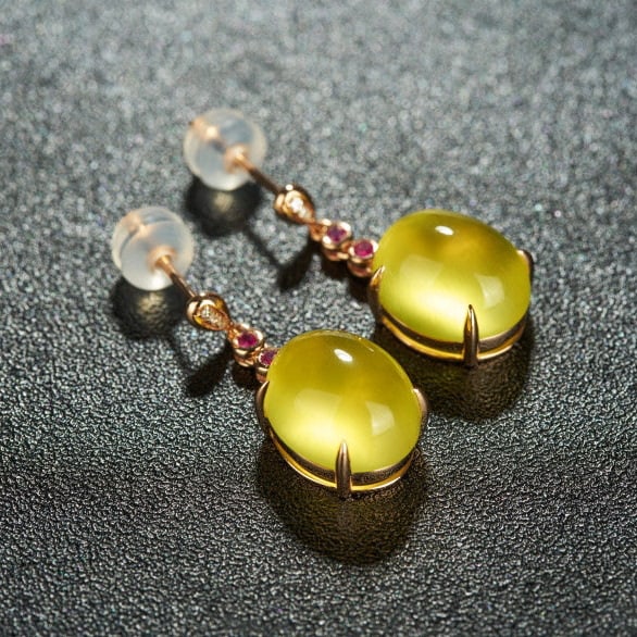 14k Gold 9.63 Ct Natural Prehnite & Diamond & Ruby Earrings: Ref:231135064 // gold content:14k gold // main gemstone:prehnite // shape:oval // carat weight:9. 63ct // color:yellow // treatment:natural // // adjacent gemstone 2 : diamond // shape:round //