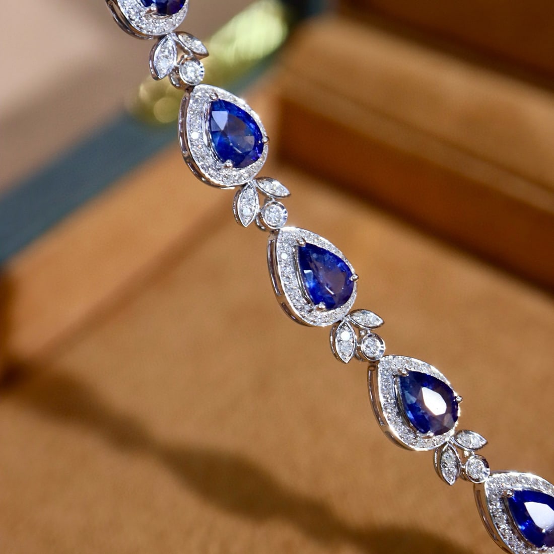 14k Gold 5.37 Ctw Natural Sapphire & Diamond Bracelet - 6