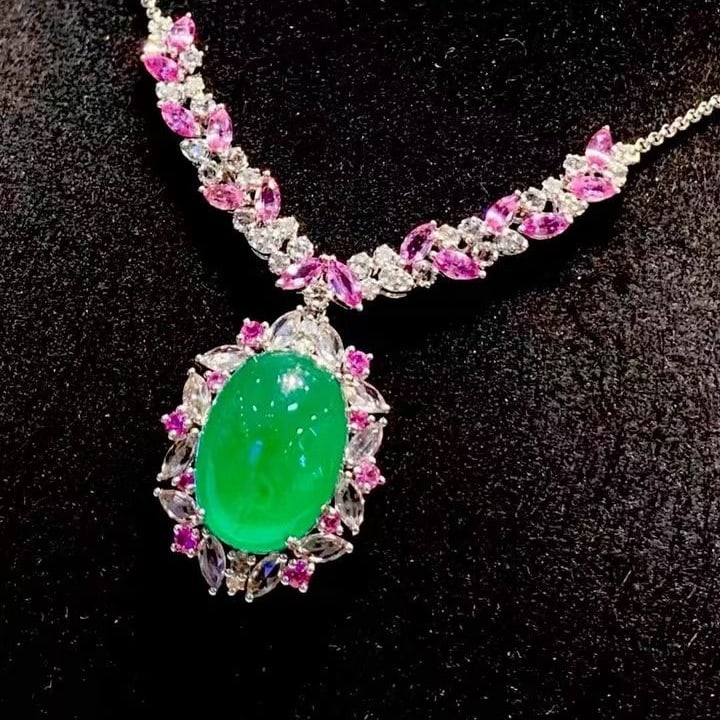 14k Gold 7.39 Ct Natural Emerald & Diamond Necklace - 4