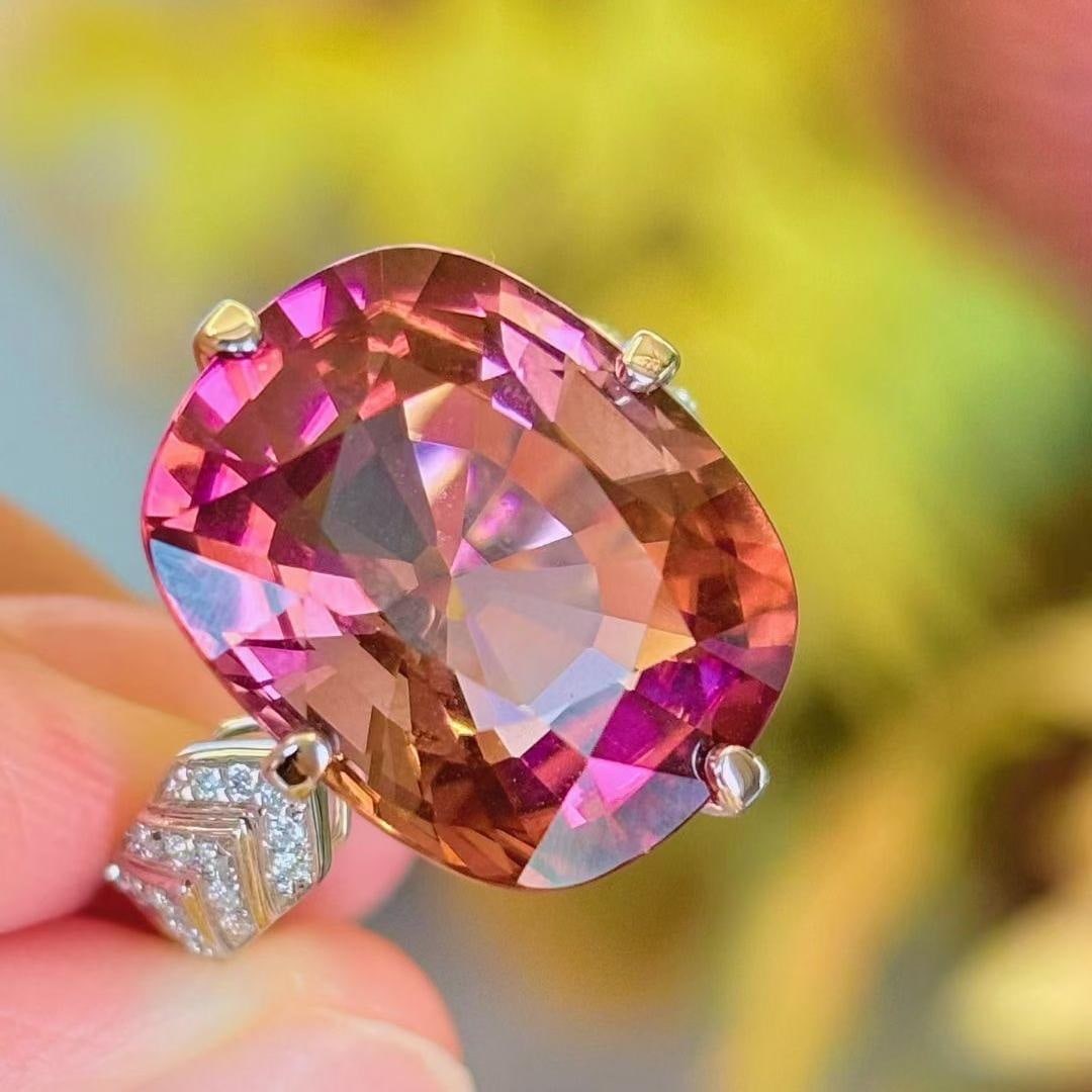 14k Gold 12.45 Ct Natural Tourmaline & Diamond Ring: Ref:231135104 // gold content:14k gold // ring size:7. 25us // // main gemstone:tourmaline // shape:cushion // carat weight:12. 45ct // color:red // treatment:natural // // adjacent gemstone 2 :