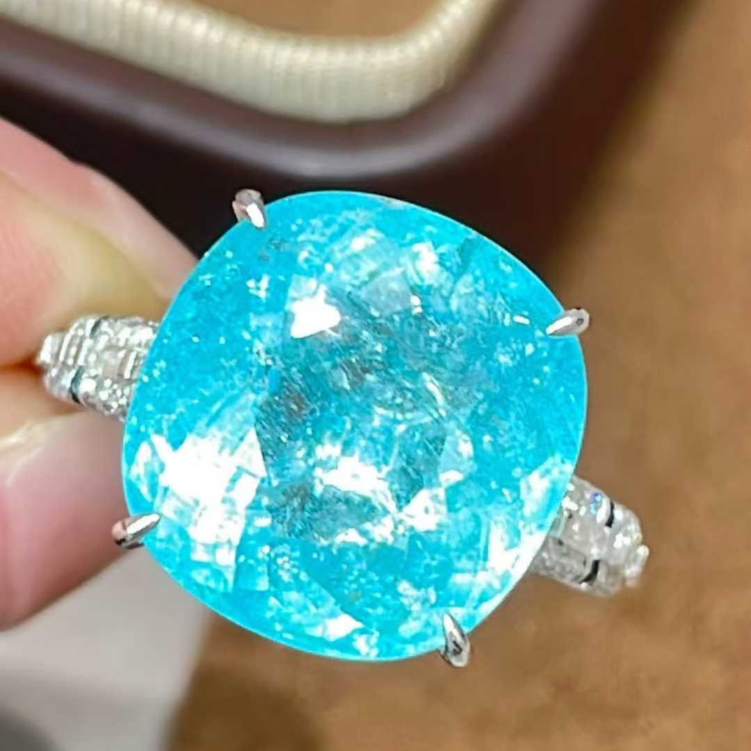 14k Gold 9.6 Ct Natural Paraiba Tourmaline & Diamond Ring - 2