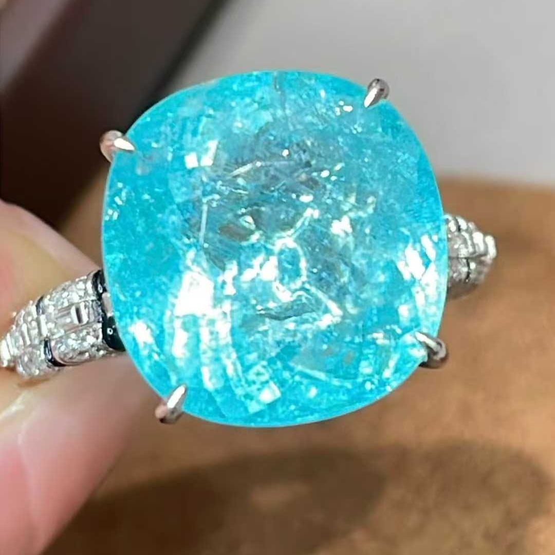 14k Gold 9.6 Ct Natural Paraiba Tourmaline & Diamond Ring - 4