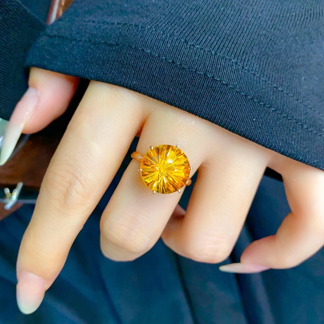 14k Gold 7.28 Ctw Natural Citrine & Diamond Ring - 2