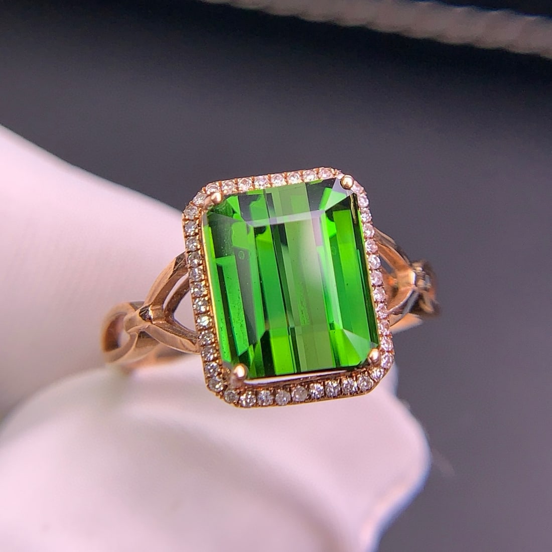 14k Gold 3.9 Ct Natural Tourmaline & Diamond Ring - 2