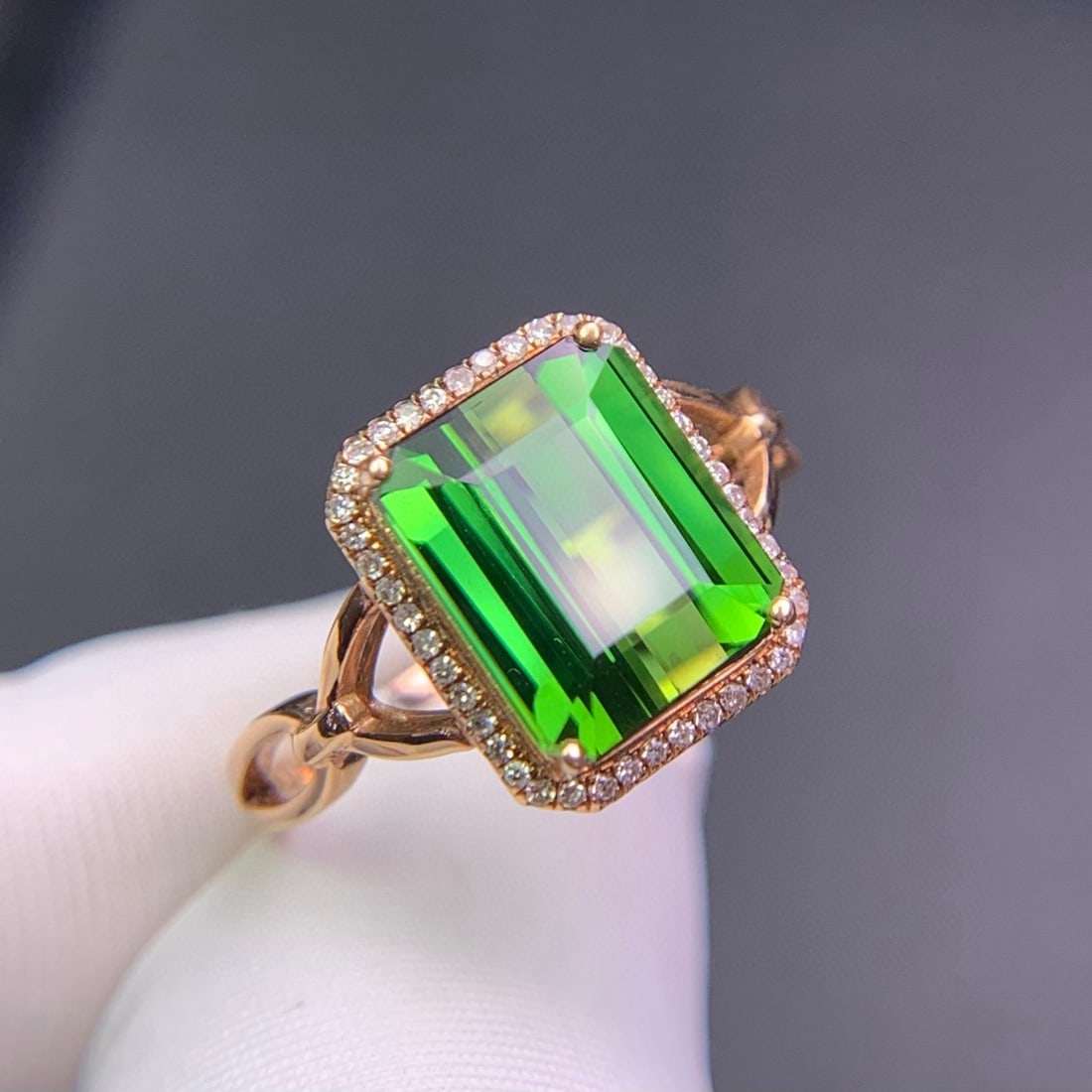 14k Gold 3.9 Ct Natural Tourmaline & Diamond Ring - 4