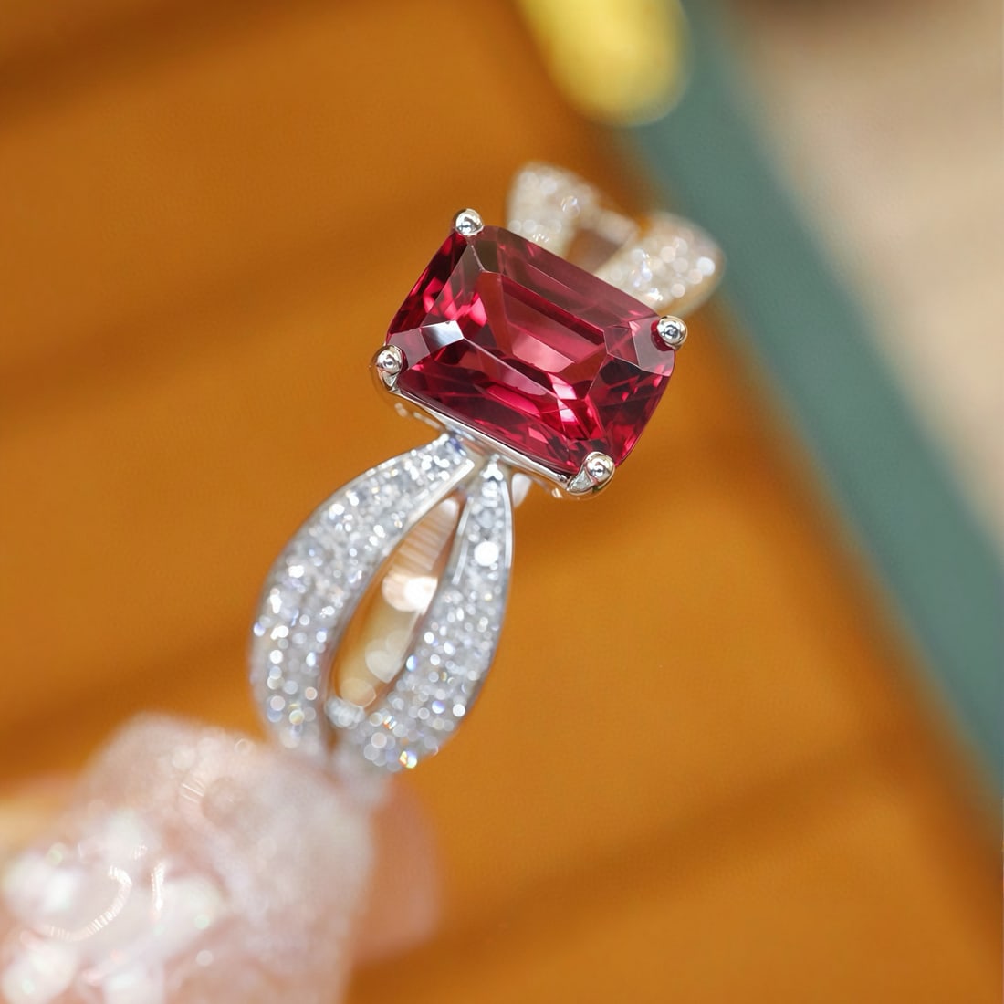 14k Gold 1.32 Ctw Natural Spinel & Diamond Ring - 2