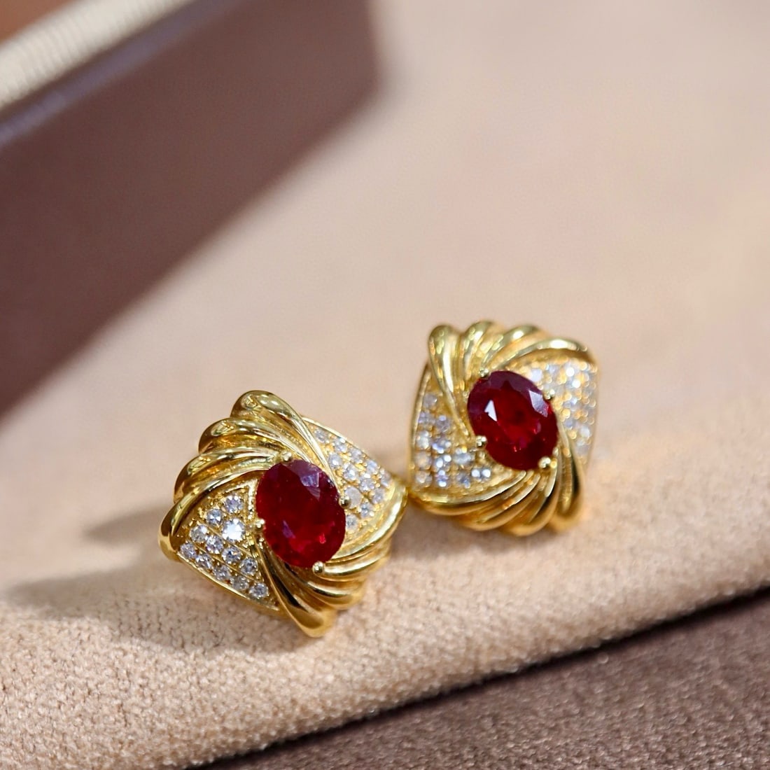 14k Gold 1.12 Ctw Natural Ruby & Diamond Earrings - 4