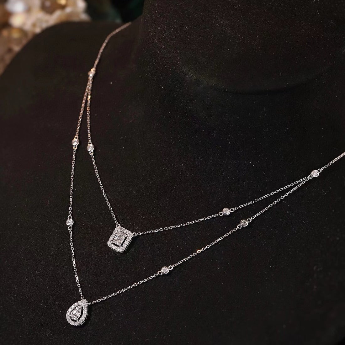 14k Gold 0.58 Ct Natural H Diamond Necklace - 2