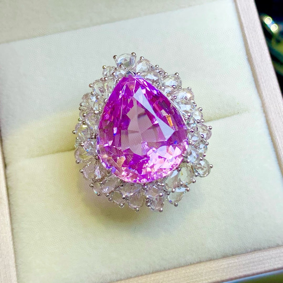 14k Gold 22.8 Ct Natural Kunzite & Sapphire Ring - 3