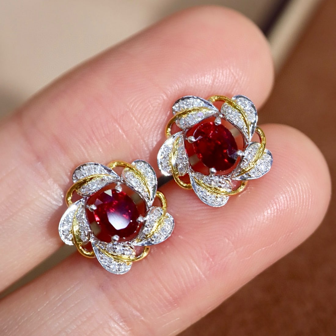 14k Gold 1.13 Ctw Natural Ruby & Diamond Earrings - 6