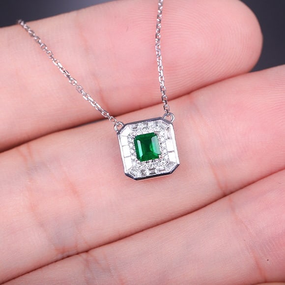 14k Gold 0.61 Ctw Vivid Green Natural Emerald & Diamond Necklace - 7