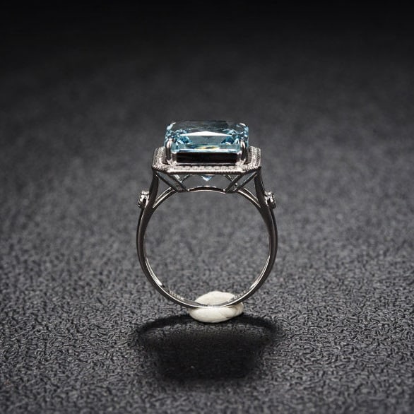 14k Gold 6.01 Ct Natural Aquamarine & Diamond Ring - 6