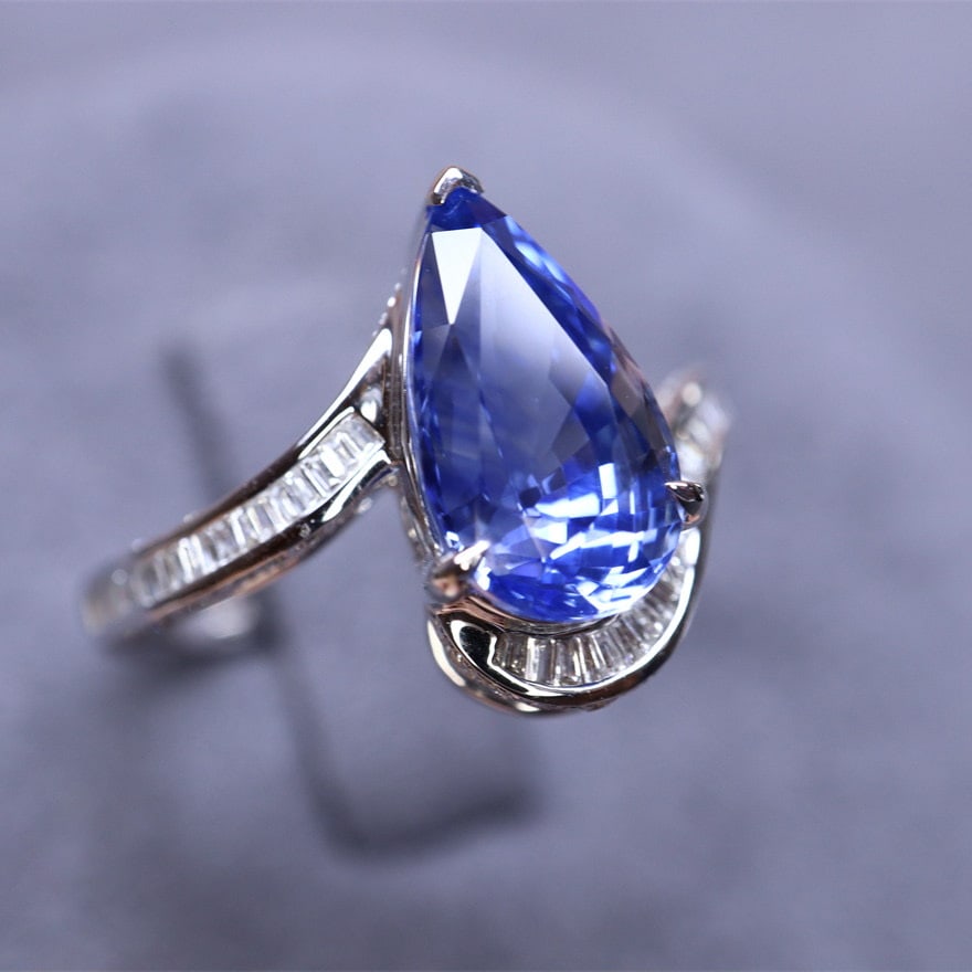 14k Gold 3.33 Ctw Natural Sapphire & Diamond Ring - 2