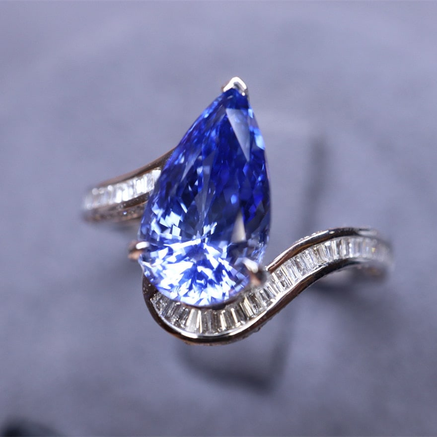 14k Gold 3.33 Ctw Natural Sapphire & Diamond Ring - 3