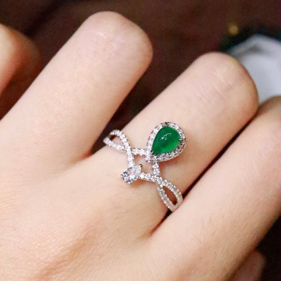 14k Gold 0.81 Ctw Natural Emerald & Diamond Ring - 5