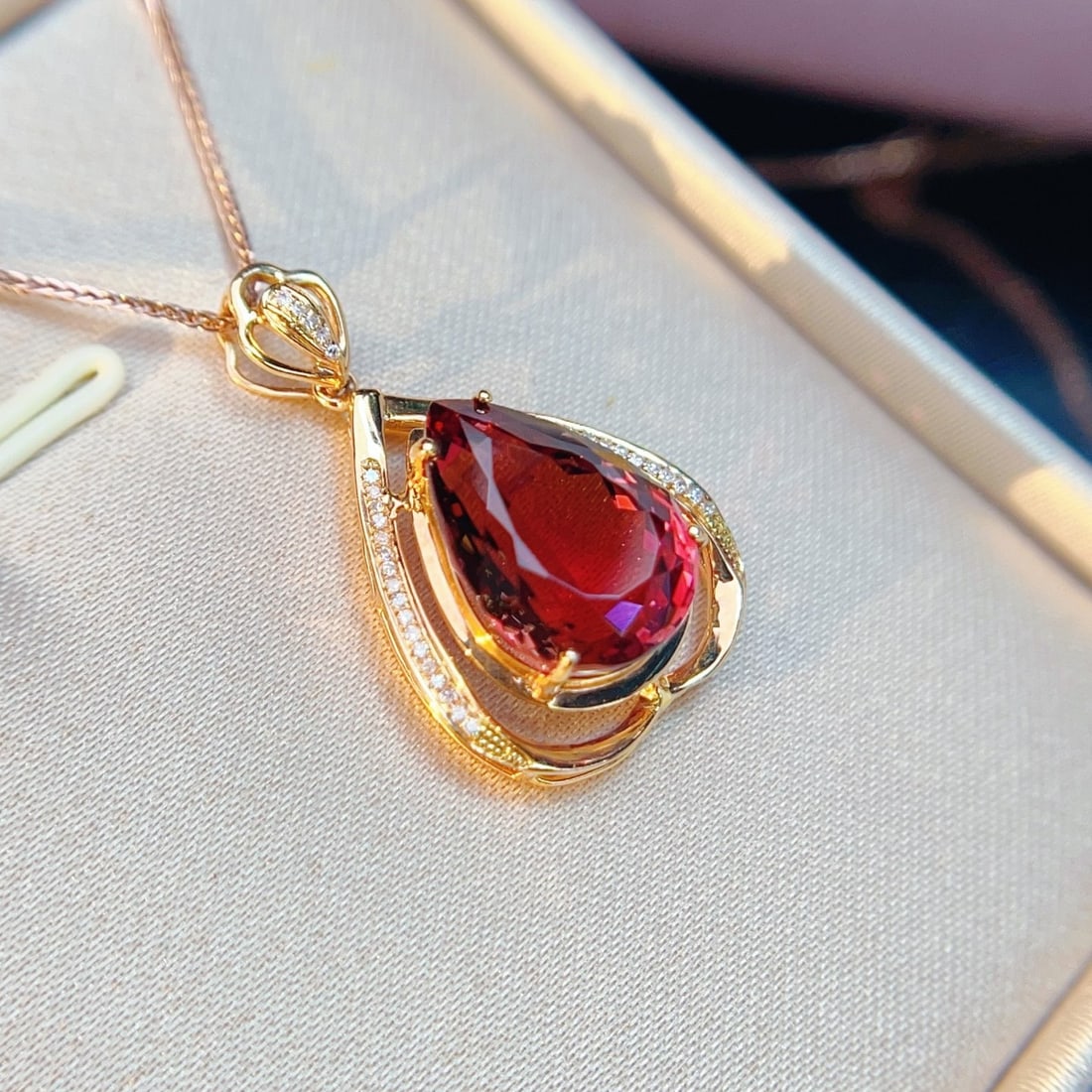 14k Gold 8.9 Ct Natural Tourmaline & Diamond Pendant( Without Chain ) - 3