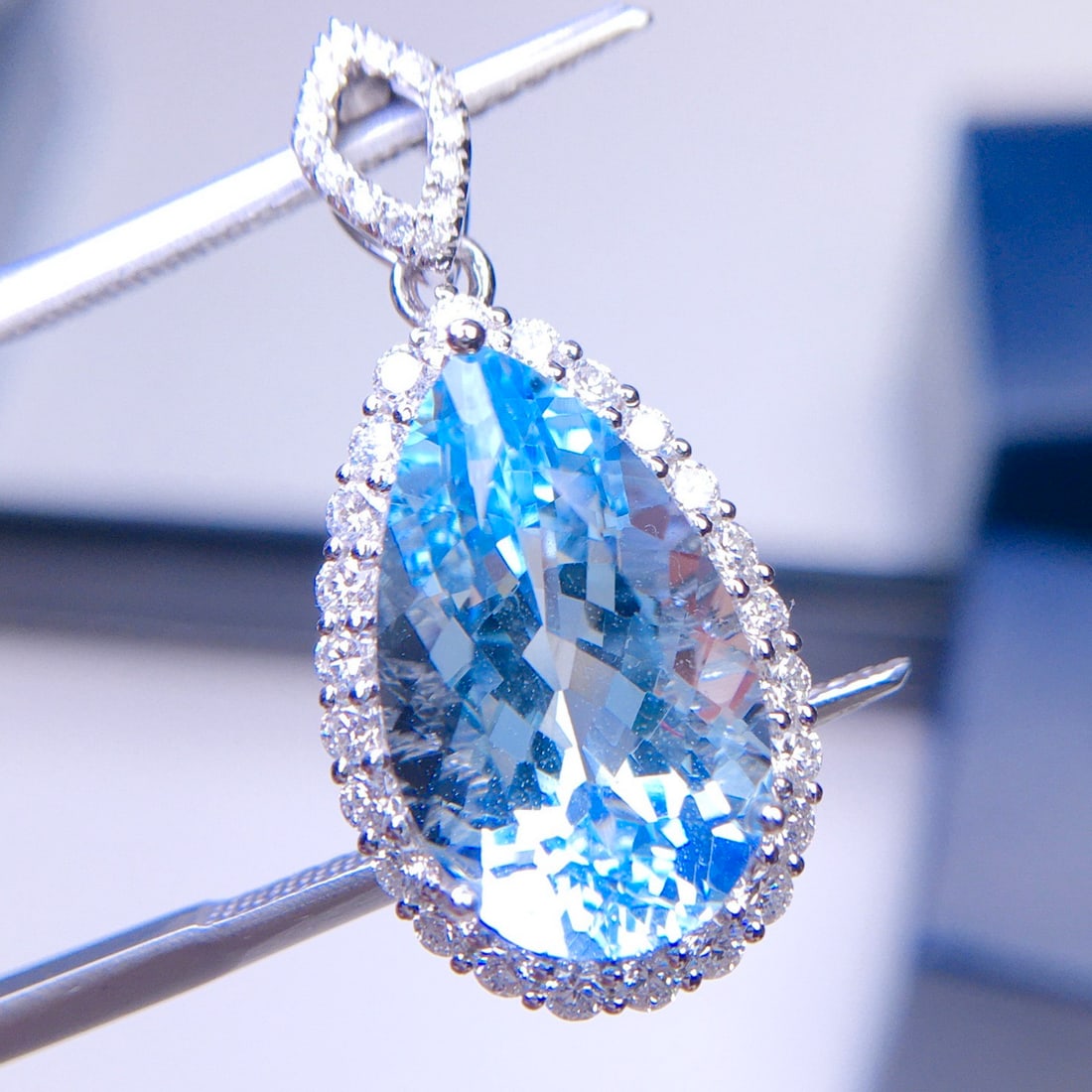 14k Gold 5.72 Ct Natural Aquamarine & Diamond Pendant( Without Chain ) - 2