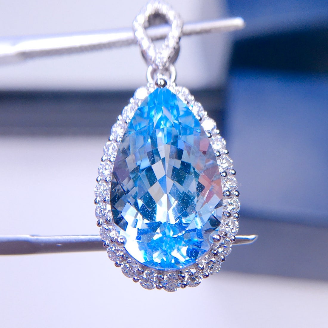 14k Gold 5.72 Ct Natural Aquamarine & Diamond Pendant( Without Chain ) - 4